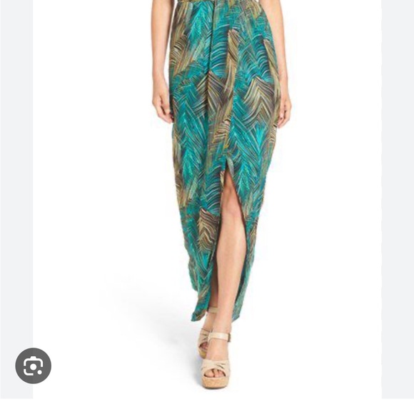 Tropical Green Strapless Layla Dress - Picture 3 of 3